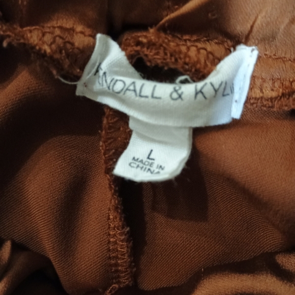 Kendall & Kylie Brown Wide-Leg Trousers - Picture 2 of 3